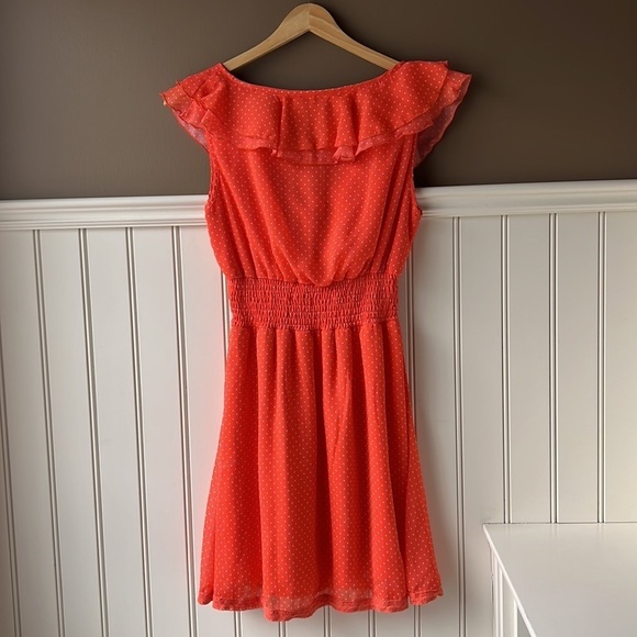 UK2LA Coral Orange Polka Dot Flutter V Neckline Size Small - Picture 6 of 8